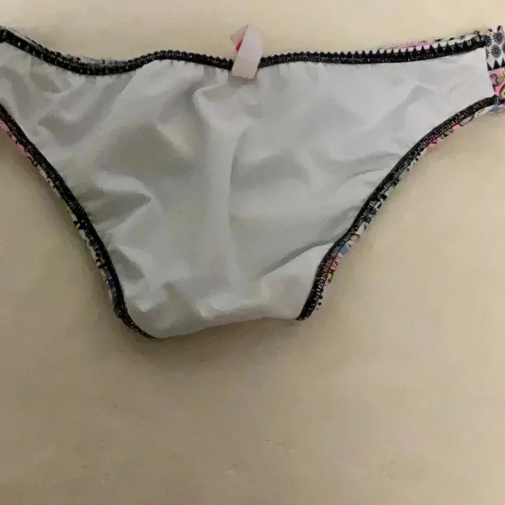 VICTORIA Secret - Picture 4 of 6
